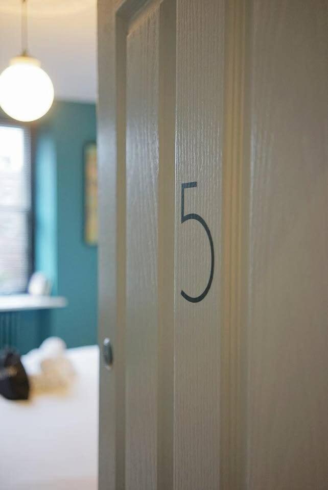 The Alma Taverns Boutique Suites - Room 5 - Hopewell 布里斯托 外观 照片
